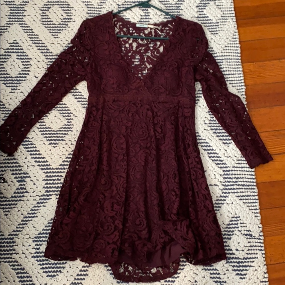 Long sleeve lace maroon dress